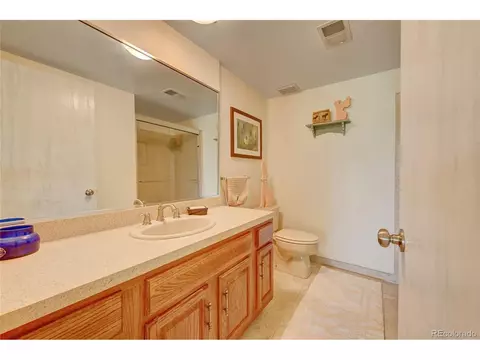17390 E Jamison Ave, Centennial, CO 80016 photo 25