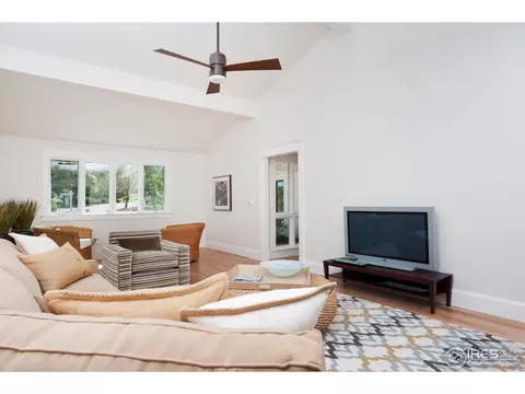 8012 Fox Ridge Ct, Boulder, CO 80301 photo 13