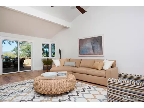 8012 Fox Ridge Ct, Boulder, CO 80301 photo 15