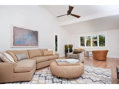 8012 Fox Ridge Ct, Boulder, CO 80301 photo 12