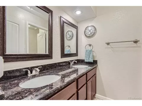 7651 E Cornell Ave, Denver, CO 80231 photo 21
