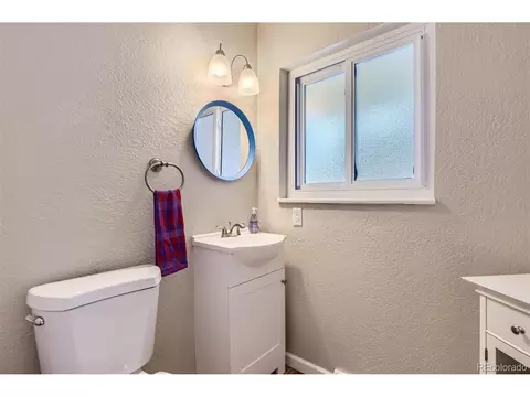 7651 E Cornell Ave, Denver, CO 80231 photo 14