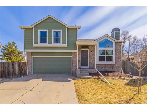 616 N Brentwood Ct, Castle Rock, CO 80104