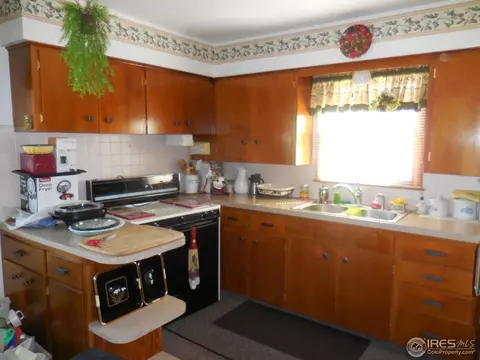 201 Walnut St, Windsor, CO 80550 photo 4