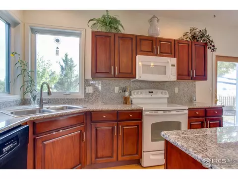 6834 Bugle Ct, Boulder, CO 80301 photo 9