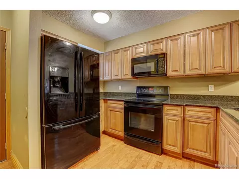 214 Wright St #105, Lakewood, CO 80228 photo 3