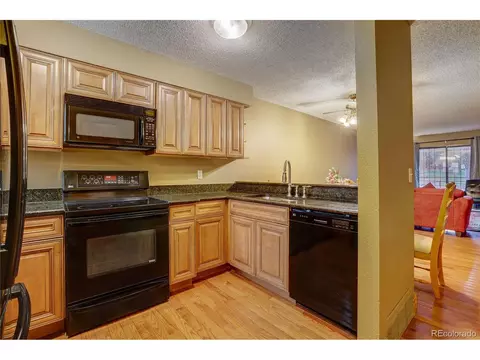 214 Wright St #105, Lakewood, CO 80228 photo 2