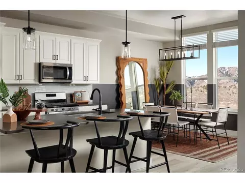 15574 W Washburn Ave, Lakewood, CO 80228