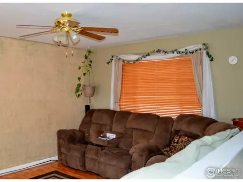 3828 Dove Ln, Evans, CO 80620 photo 4