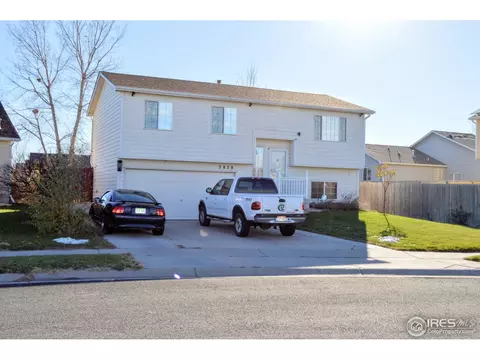 3828 Dove Ln, Evans, CO 80620 photo 3
