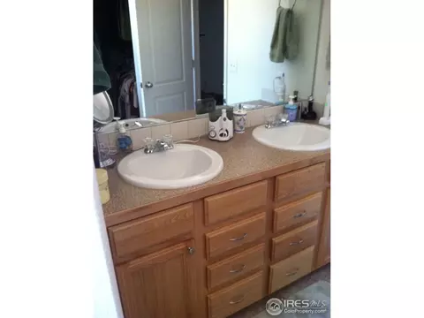 521 Dee Rd, Johnstown, CO 80534 photo 6