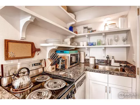 437 Pearl St, Boulder, CO 80302 photo 12