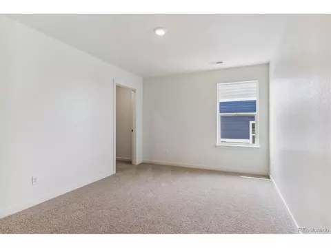 27574 E Byers Ave, Aurora, CO 80018 photo 24