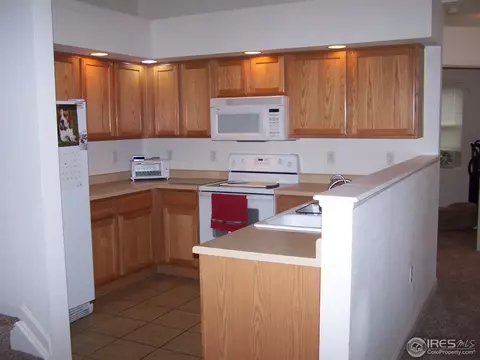 109 Lucca Dr, Evans, CO 80620 photo 4