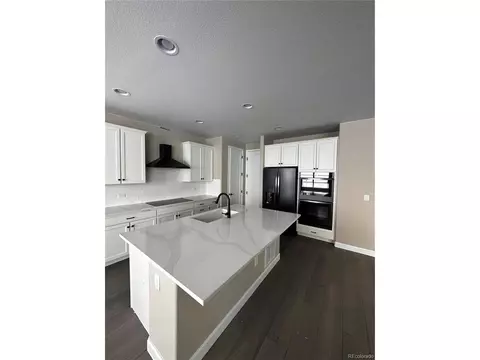 21025 E Radcliff Pl, Aurora, CO 80013 photo 2