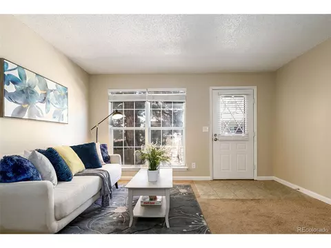 12059 E Hoye Dr, Aurora, CO 80012 photo 8