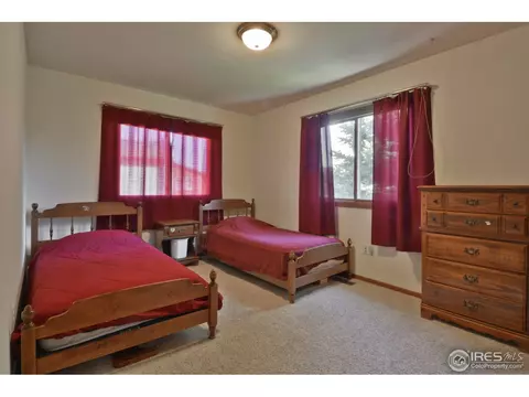 1214 Cedar Dr, Berthoud, CO 80513 photo 14