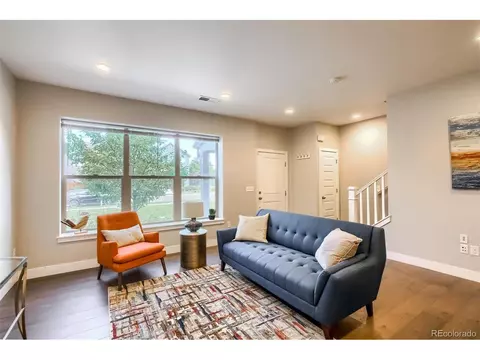 11265 E 25th Ave, Aurora, CO 80010 photo 3