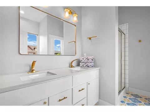 Bath - 8323 E 29th Pl, Denver, CO 80238 photo 1 of 4