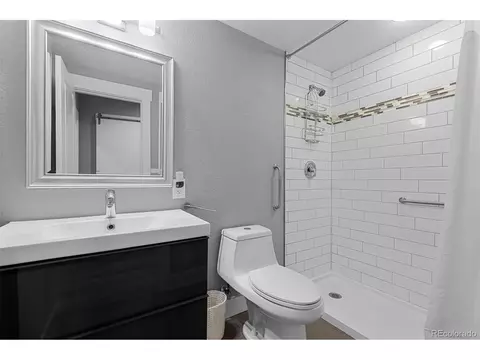 Bath - 8323 E 29th Pl, Denver, CO 80238 photo 4 of 4