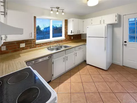 4635 Sable St, Denver, CO 80239 photo 6
