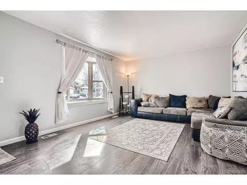 2770 S Mobile St, Aurora, CO 80013 photo 4
