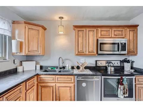 2770 S Mobile St, Aurora, CO 80013 photo 10