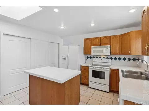 7153 E Warren Dr, Denver, CO 80224 photo 11