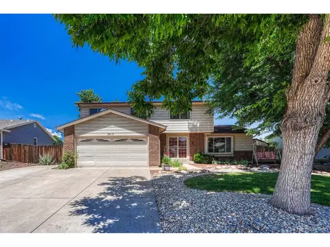 3317 S Elkhart St, Aurora, CO 80014