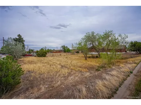 2 N Champa Ave, Walsenburg, CO 81089