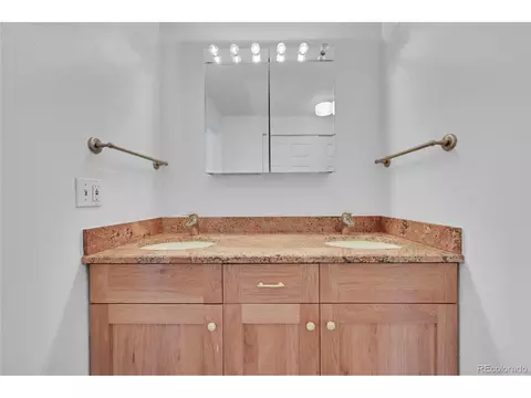 555 E 10th Ave #415, Denver, CO 80203 photo 29