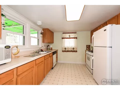 2109 5th St, Greeley, CO 80631 photo 4