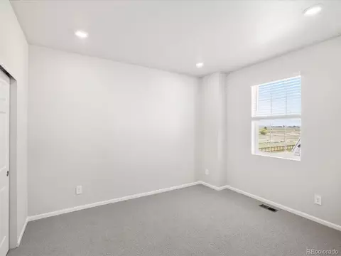9069 Pitkin St, Commerce City, CO 80022 photo 5