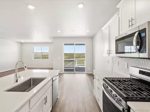 9069 Pitkin St, Commerce City, CO 80022 photo 18