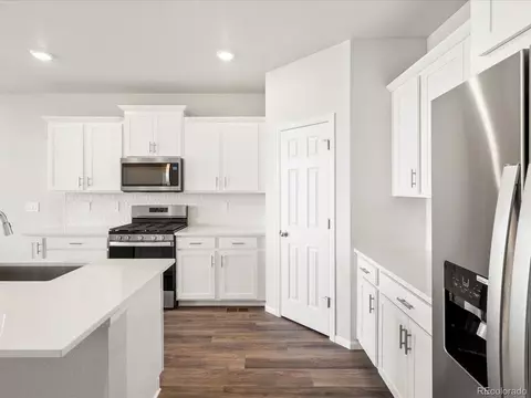 9069 Pitkin St, Commerce City, CO 80022 photo 19