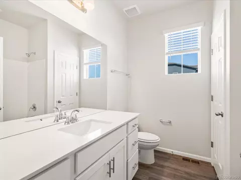 9069 Pitkin St, Commerce City, CO 80022 photo 9