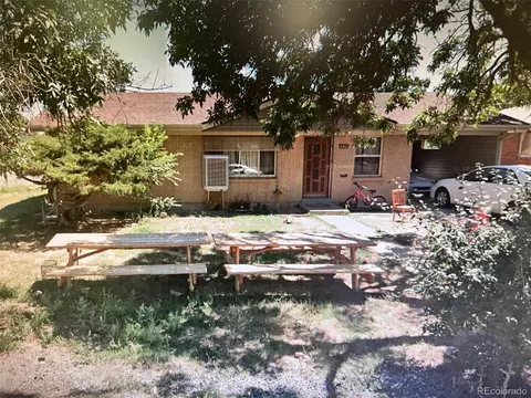 982 Jamaica Ct, Aurora, CO 80010