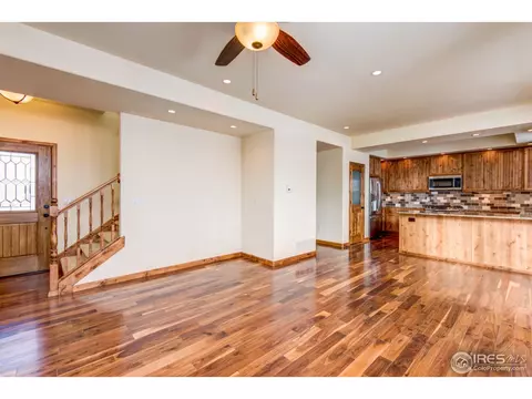 732 13th St, Berthoud, CO 80513 photo 2