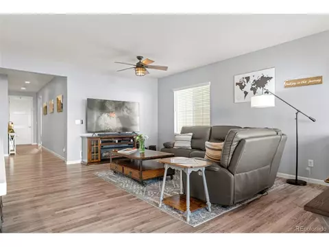 27867 E 8th Ave, Aurora, CO 80018 photo 7