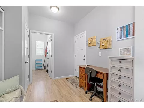 27867 E 8th Ave, Aurora, CO 80018 photo 20