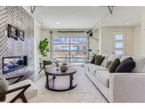19502 E Sunset Cir, Centennial, CO 80015 photo 6