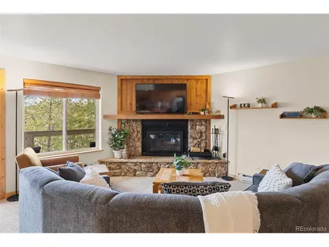 Living - Undisclosed, Silverthorne, CO 80498 photo 4 of 4