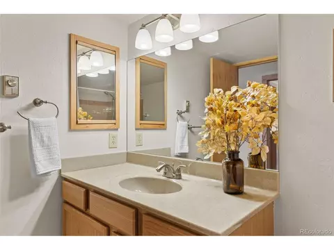 Bath - Undisclosed, Silverthorne, CO 80498 photo 5 of 5