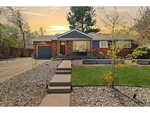 882 E Briarwood Cir, Centennial, CO 80122