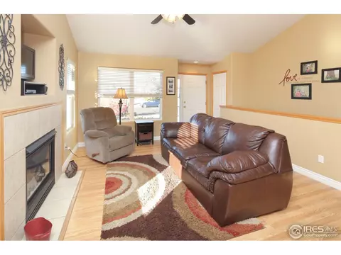 607 Meadow Dr, Windsor, CO 80550 photo 4