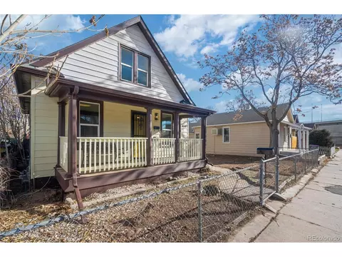 4644 Leaf Ct, Denver, CO 80216 photo 2