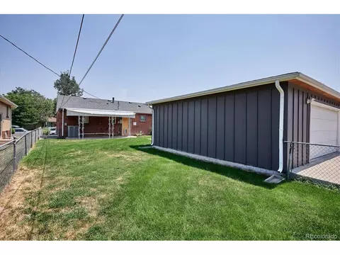 3283 Ivanhoe St, Denver, CO 80207 photo 26