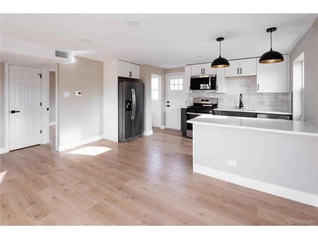 1568 Verbena St, Denver, CO 80220