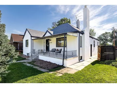 2938 Cherry St, Denver, CO 80207 photo 2