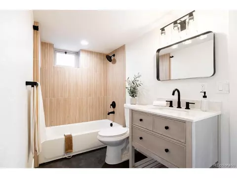 2938 Cherry St, Denver, CO 80207 photo 20